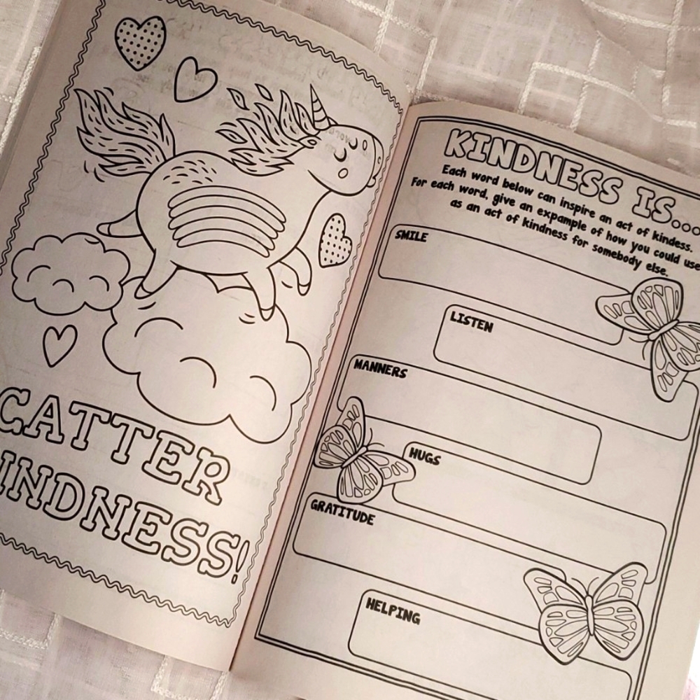 Coloring &‎ Activity Books - Picture 3 of 8